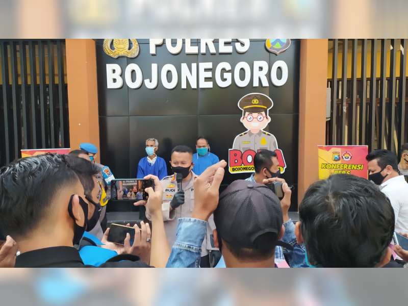 Polres Bojonegoro Amankan Seorang Pelaku Penambang Pasir di Bengawan Solo