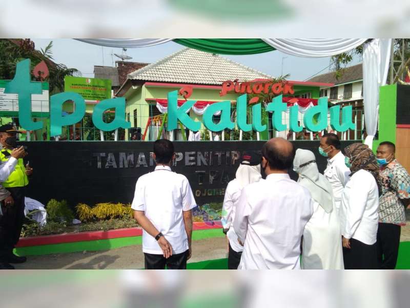Bupati Bojonegoro Resmikan Taman Penitipan Anak di Kalitidu