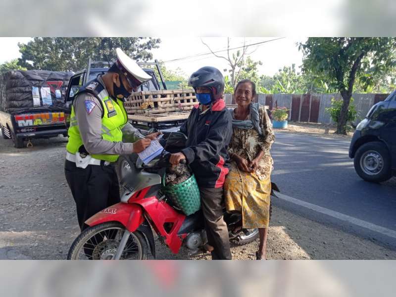 Hari Ketiga Operasi Patuh, Sat Lantas Polres Bojonegoro Tindak 75 Pelanggar
