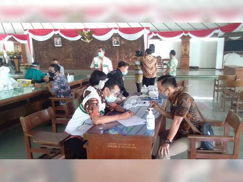 ASN dan Tenaga Kontrak di Lingkup Setda Pemkab Bojonegoro, Jalani Rapid Test