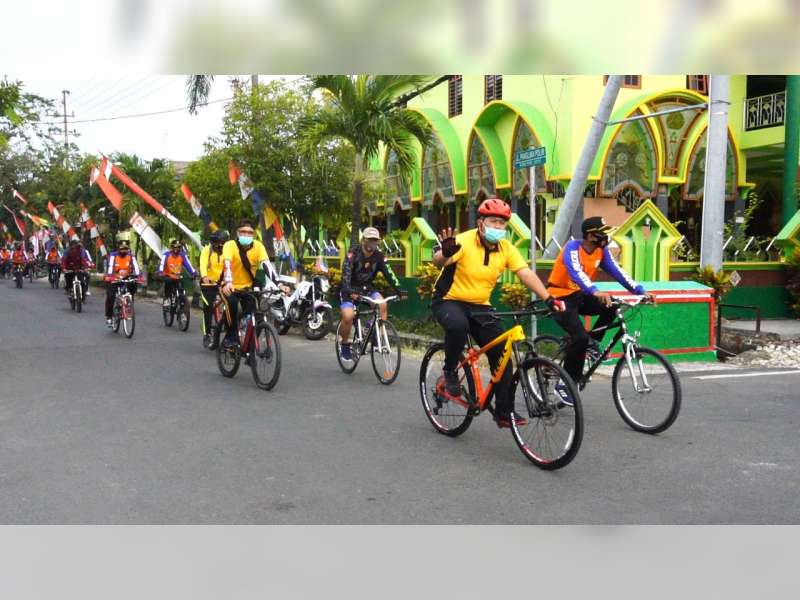 Peringati Hari Jadi PP Polri, Kapolres Bojonegoro 'Gowes' Bersama Purnawirawan