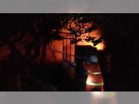 Diduga Akibat Korsleting Listrik, 2 Unit Rumah Warga Kapas Bojonegoro Terbakar