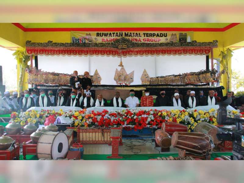 150 Orang Ikuti Prosesi Ruwatan Massal Terpadu dengan Cara Islami di Sumberrejo, Bojonegoro