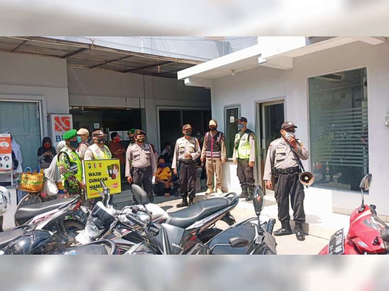 Aparat di Bojonegoro Gelar Razia Protokol Kesehatan Covid-19 Hingga ke Pelosok Desa