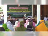 Pemkab Bojonegoro Gelar Pembinaan Peningkatan Kompetensi Majelis Taklim Putri di Temayang