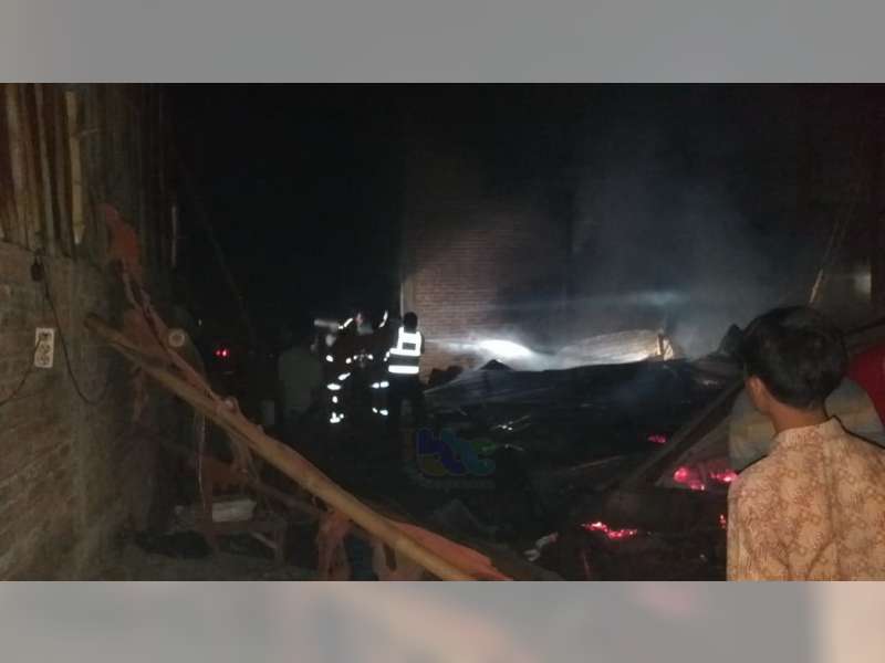 Gudang Pengeringan Tembakau di Sugihwaras Bojonegoro Ludes Terbakar, Kerugian Rp 25 Juta