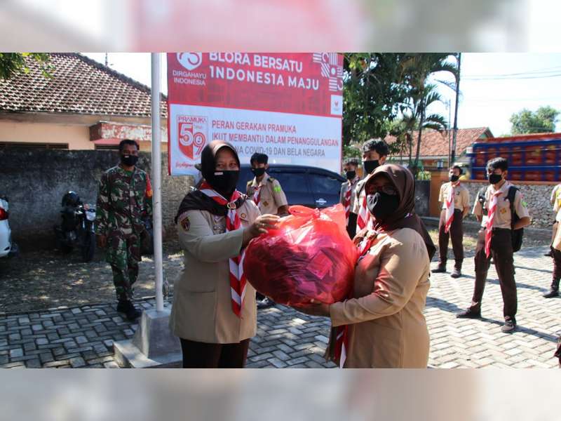 Hari Kesaktian Pancasila, Pramuka Peduli Covid-19 di Blora, Bagikan Ribuan Masker