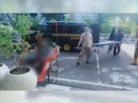 Seorang Tukang Becak, Ditemukan Meninggal di Pinggir Jalan Depan Gedung Pemkab Bojonegoro