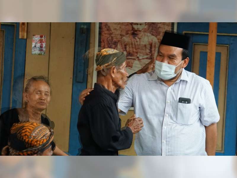 Arief Rohman dan Tri Yuli Setyowati, Sambangi Sedulur Sikep di Desa Kemantren Blora