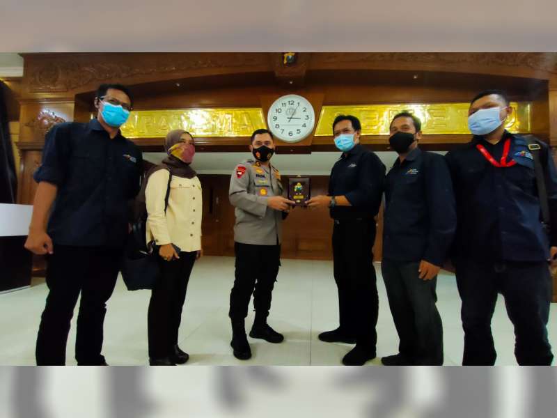 Kapolda Jatim Ajak Media Anggota AMSI Turut Perangi Hoaks