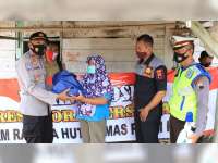 Hari Jadi Humas Polri, Polres Blora Bersama PWI Gelar Bakti Sosial dan Sosialisasi Prokes