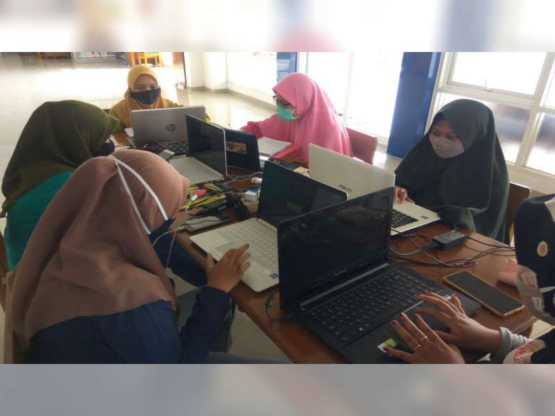 Utamakan Protokol Kesehatan, Perpustakaan Blora Jadi Tempat Favorit Belajar Daring