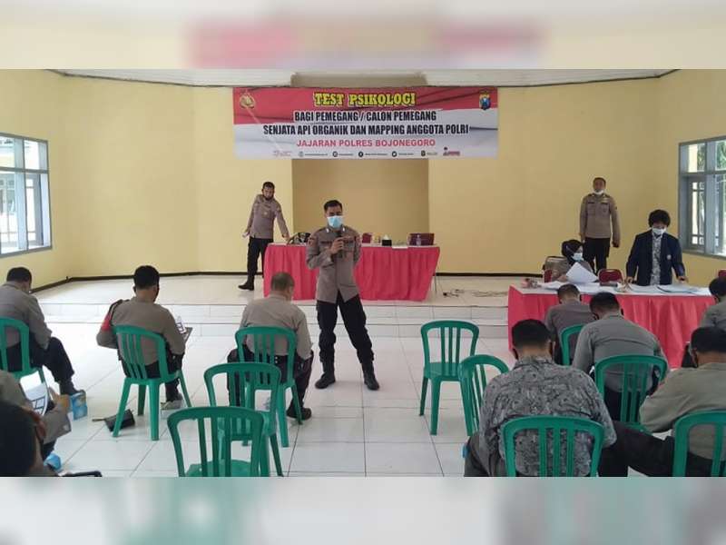 Ratusan Polisi Bojonegoro, Pemegang dan Calon Pemegang Senpi, Ikuti Test Psikologi