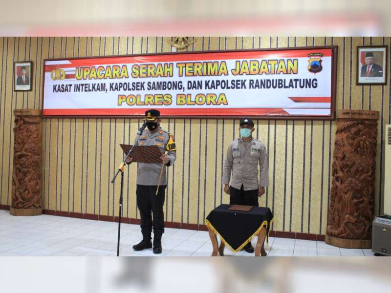 Kapolres Blora Pimpin Sertijab Kasat Intelkam, Kapolsek Randublatung dan Kapolsek Sambong