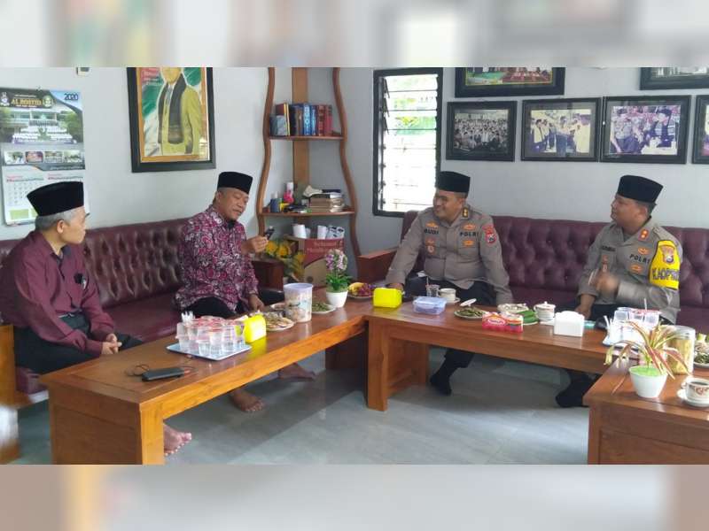 Resmi Jabat Kapolres Bojonegoro, AKBP Eva Guna Pandia Sambangi Sejumlah Tokoh