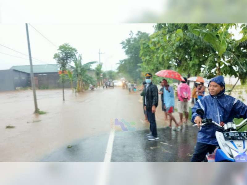 Banjir Terjang Wilayah Dander Bojonegoro, Ratusan Rumah Warga Tergenang