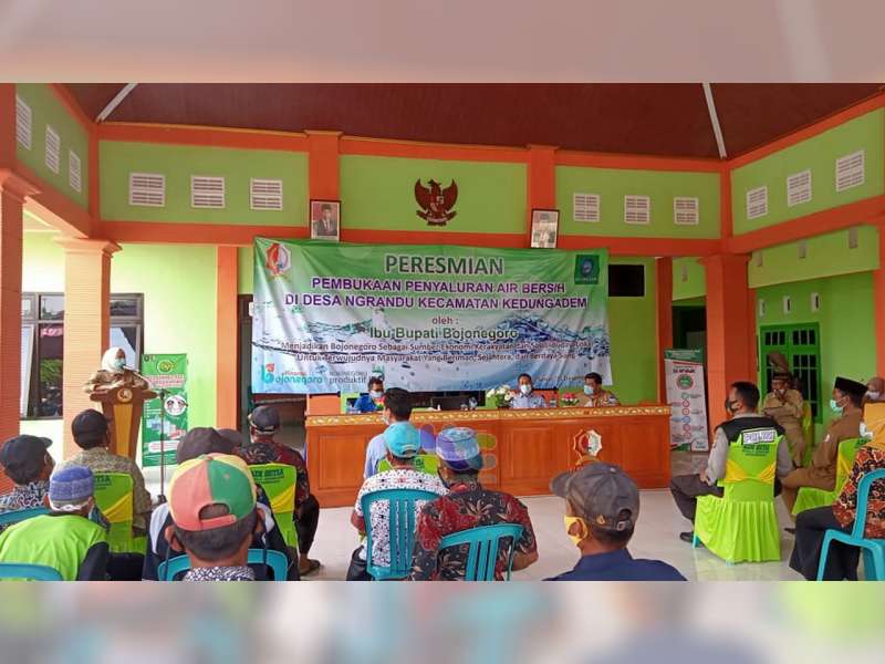Bupati Bojonegoro Resmikan Saluran Air Bersih PDAM di Desa Ngrandu Kedungadem