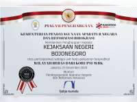 Kejaksaan Negeri Bojonegoro Terima Penghargaan Predikat WBK dari Kemenpan RB