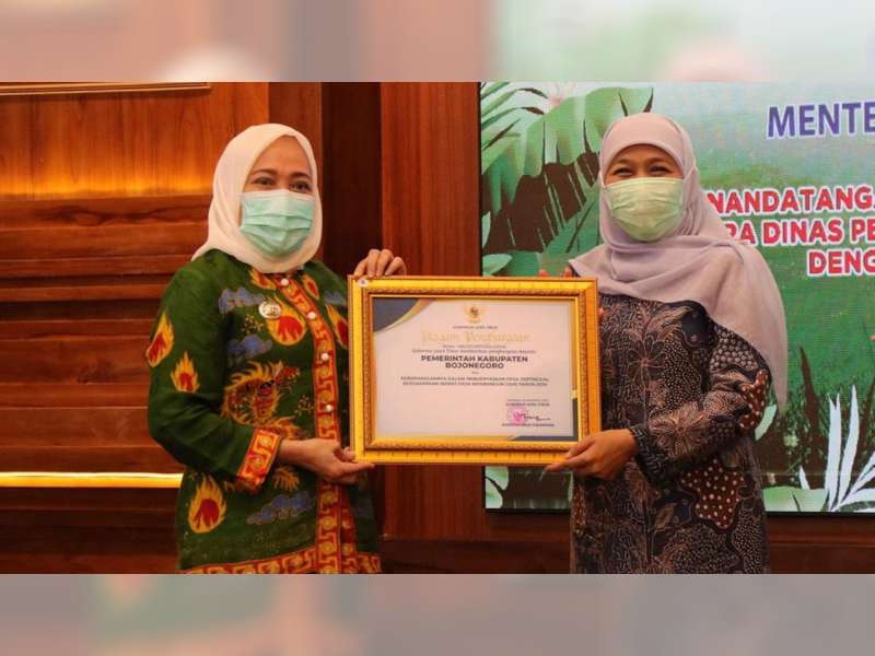 Berhasil Entaskan Desa Tertinggal, Pemkab Bojonegoro Terima Penghargaan dari Gubernur Jatim