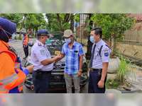 Cegah Pungli, Dishub Bojonegoro Ajak Warga Masyarakat Awasi Kinerja Juru Parkir