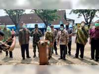 Bupati Bojonegoro Anna Muawanah, Resmikan Pasar Daerah Unit Banjarejo I