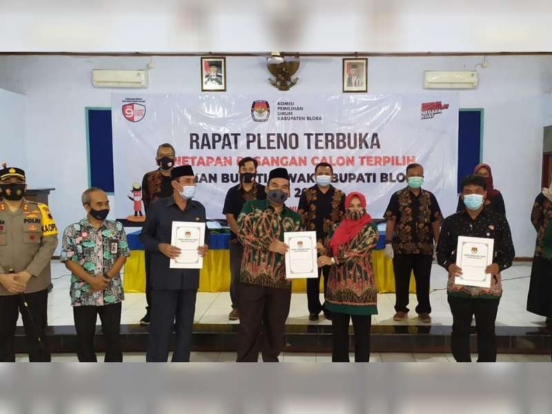 KPU Blora Tetapkan Pasangan Arief Rohman-Tri Yulis Setyowati Pemenang Pilkada 2020