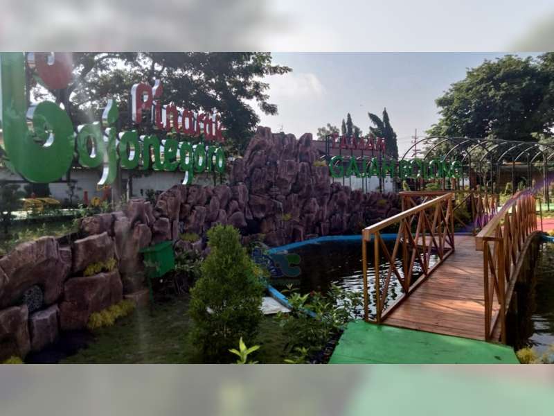 Bupati Bojonegoro Anna Muawanah, Resmikan Taman Gajah Bolong di Baureno