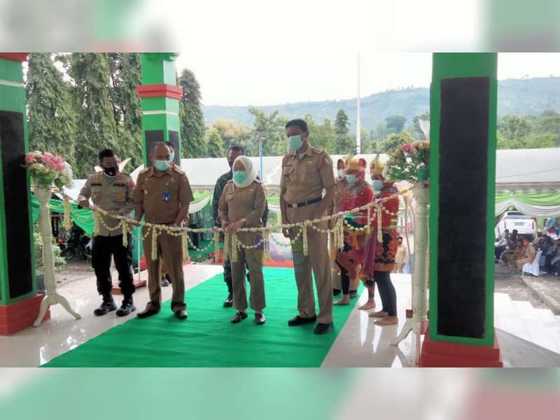 Bupati Bojonegoro Anna Muawanah Resmikan Kantor Kecamatan Sekar
