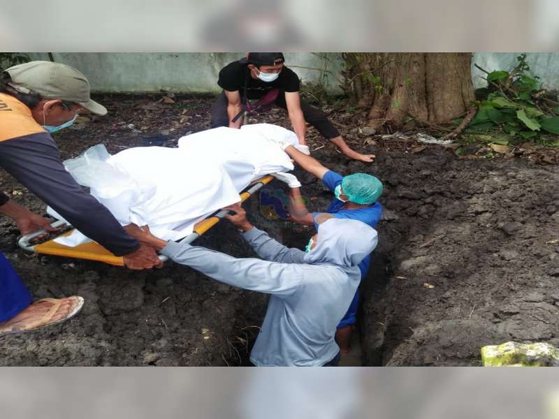 Belum Teridentifikasi, Mayat yang Ditemukan di Bengawan Solo Bojonegoro, Dimakamkan