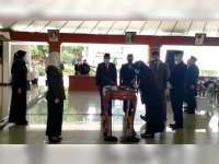 Bupati Anna Muawanah Lantik 23 PNS di Lingkungan Pemkab Bojonegoro yang Baru Dimutasi