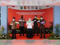 Bupati Bojonegoro Bersama 10 Tokoh Disuntik Vaksin COVID-19 Pertama Kali