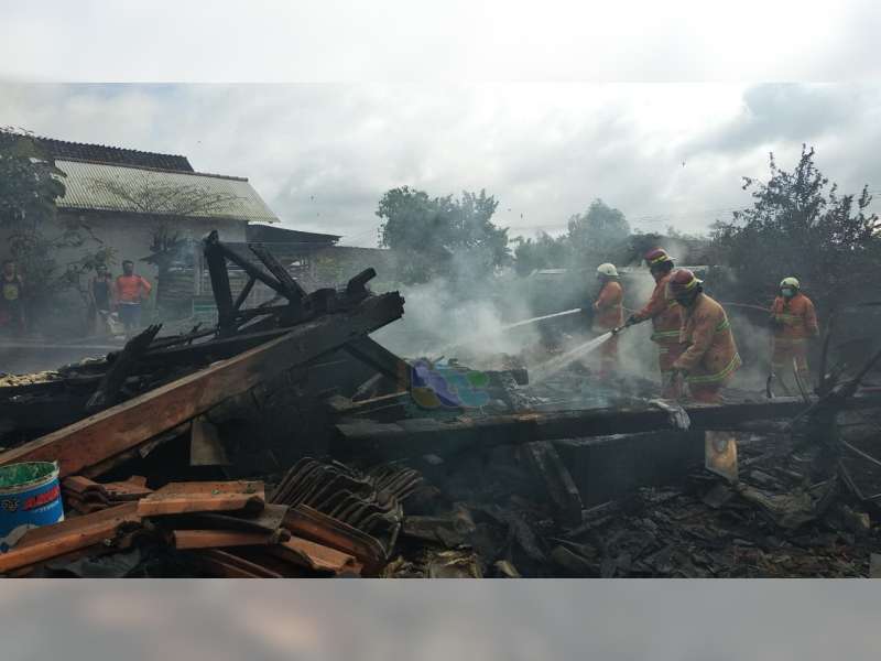 Lupa Matikan Tungku, Rumah Warga Gondang Bojonegoro, Ludes Terbakar, Kerugian Rp 75 Juta