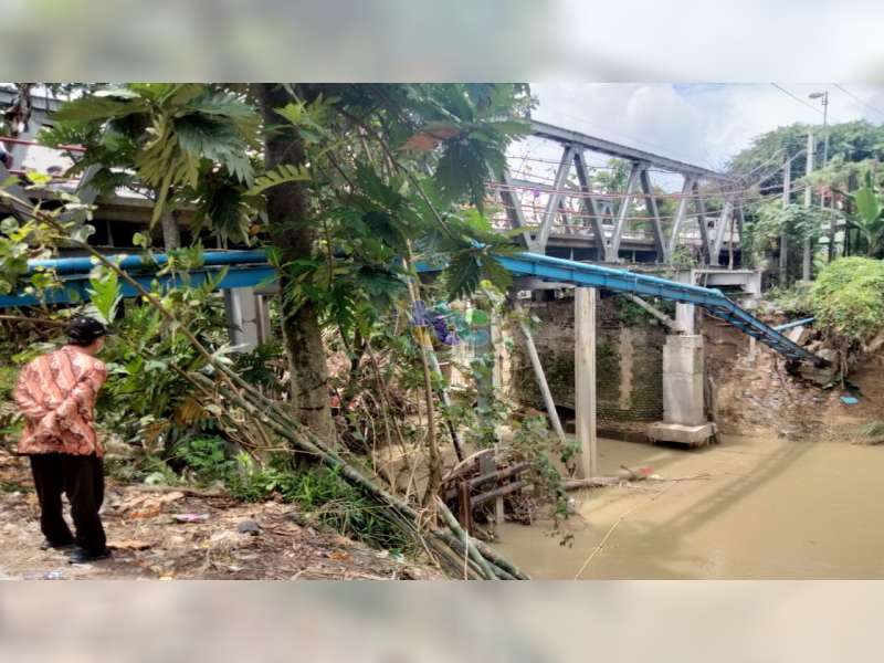 Dinas PU SDA Bojonegoro Sampaikan Penyebab Longsornya Tebing Sungai Pacal di Balen