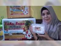 Terdampak COVID-19, Perias Pengantin di Bojonegoro ini Alih Profesi Jual Tahu Susu