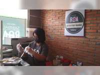 Berawal dari Ngidam, Perempuan asal Karangpacar, Bojonegoro Ini Kini Jual Pukis Bangka