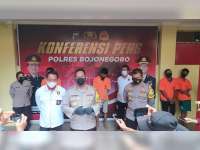 Polres Bojonegoro Tangkap 2 Remaja Pelaku Perampasan HP