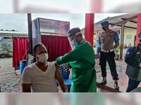Anggota Polres Blora Mendapat Suntikan Vaksin COVID-19