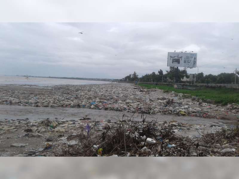 Dampak Pandemi COVID-19, Sampah Masker Jadi Persoalan Baru di Tuban