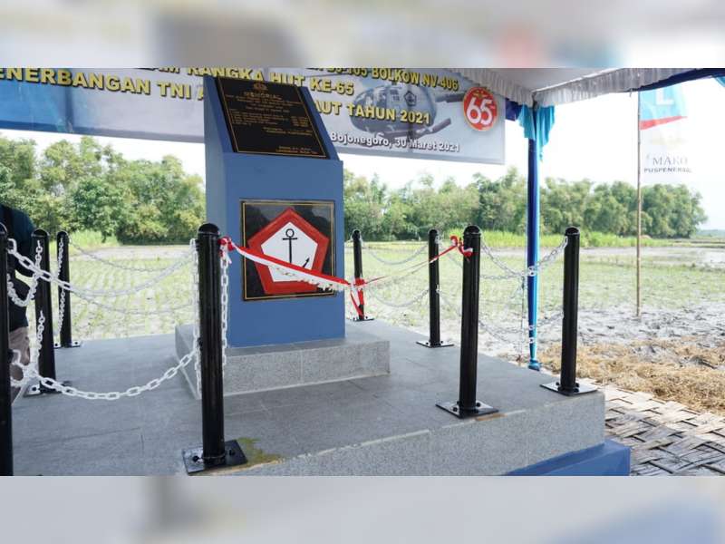 TNI AL Resmikan Monumen Helikopter BO-105 di Desa Deru, Bojonegoro