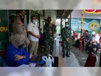 Bupati Blora Tinjau Vaksinasi Tokoh Agama