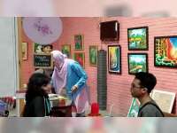 Peringati Hari Kartini, Pelukis Perempuan Bojonegoro Gelar Pameran Lukisan