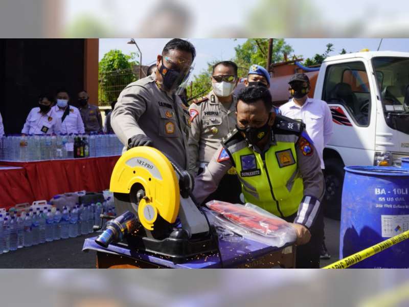 Polres Bojonegoro Musnahkan Puluhan Knalpot Brong