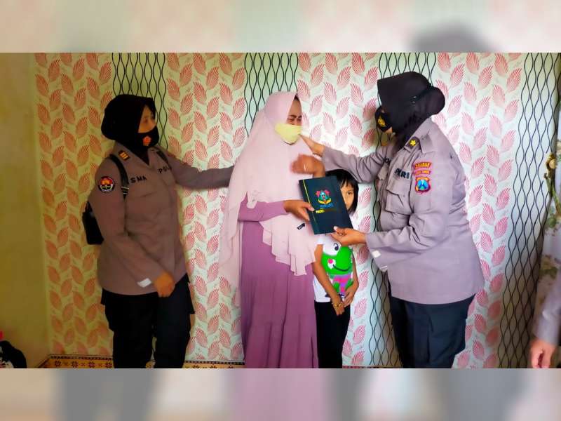 Turut Belasungkawa, Polres Bojonegoro Kunjungi Keluarga ABK KRI Nanggala-402