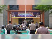 Polisi Bojonegoro Salurkan Zakat Fitrah 4,7 Ton Beras dan 50 Ribu Masker