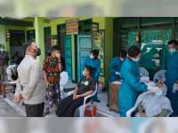 Kapolres Bojonegoro Pantau Pelaksanaan Swab di Pos Perbatasan Jatim-Jateng