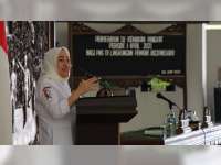 Bupati Bojonegoro Serahkan 486 SK Kenaikan Pangkat PNS Pemkab Bojonegoro