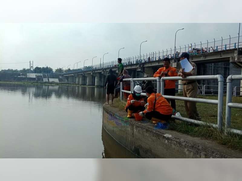 Meski Air Sungai Bengawan Solo Diduga Tercemar, PDAM Bojonegoro Masih ...