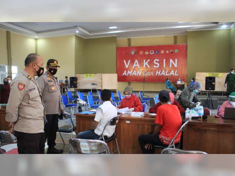 Dukung Program Vaksinasi Nasional, Polres Blora Gelar Vaksinasi Corona Massal