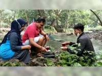 Menikmati Wedang Secang di Lokasi Wisata Grogoland, Dander, Bojonegoro