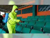 Tekan Penyebaran COVID-19, Tim Gugus Tugas Bojonegoro Lakukan Penyemprotan Disinfektan